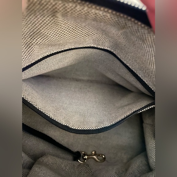 Dooney & Bourke with authenticity papers - Picture 8 of 15